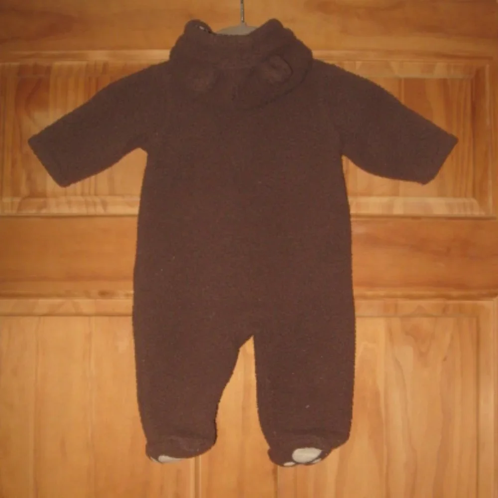5/$30 Carters Brown Teddy Bear Bunting